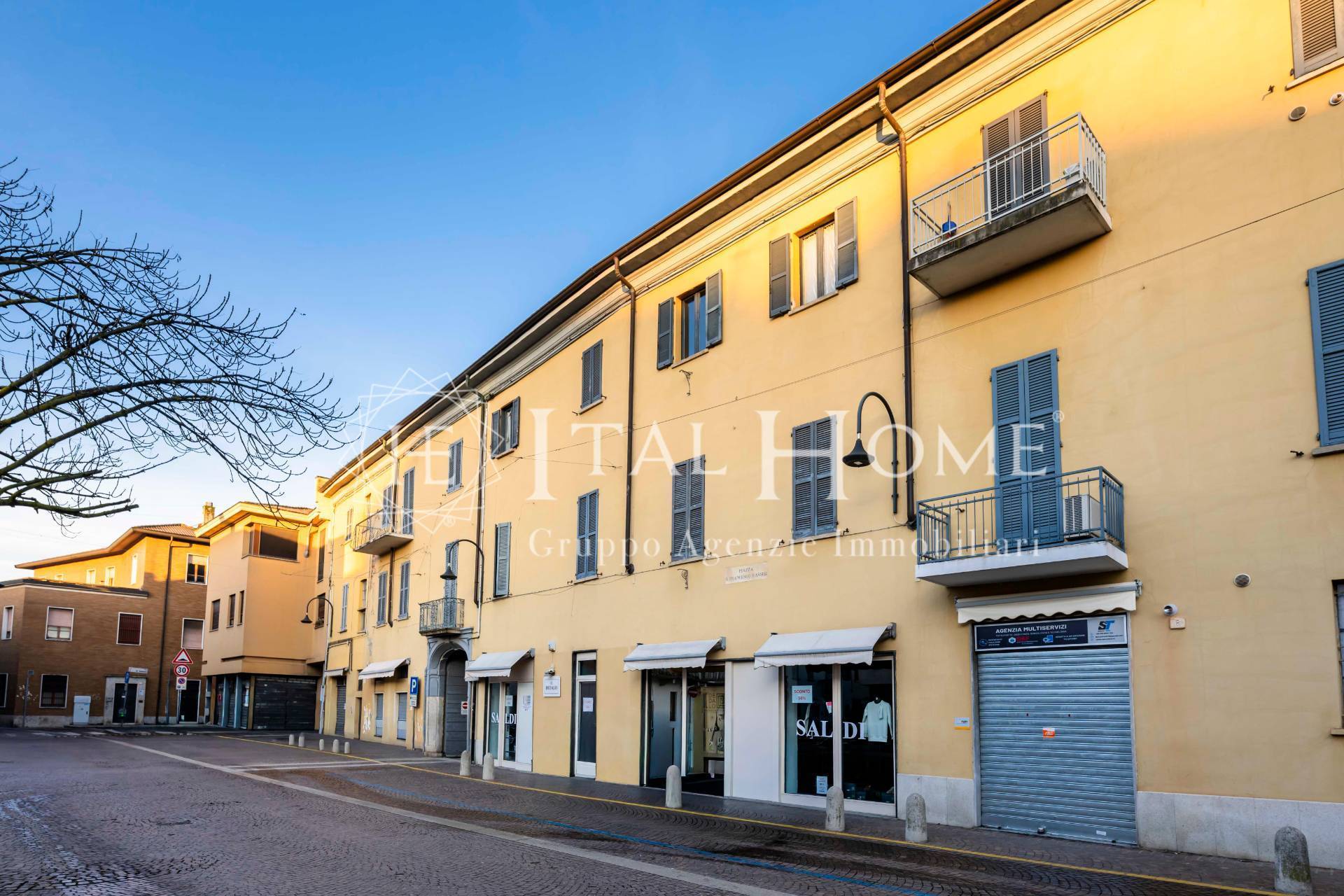 Locale commerciale a Gorgonzola